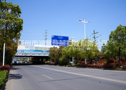 優質公路交通標誌牌杆